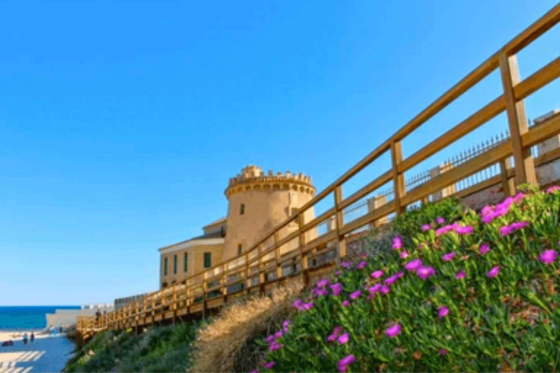 Licencias turísticas: Pilar de la Horadadada torre en costa